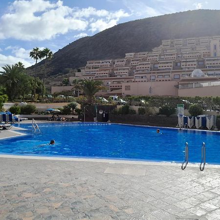 Castel Harbour Tenerife 洛斯克里斯蒂亚诺斯 外观 照片