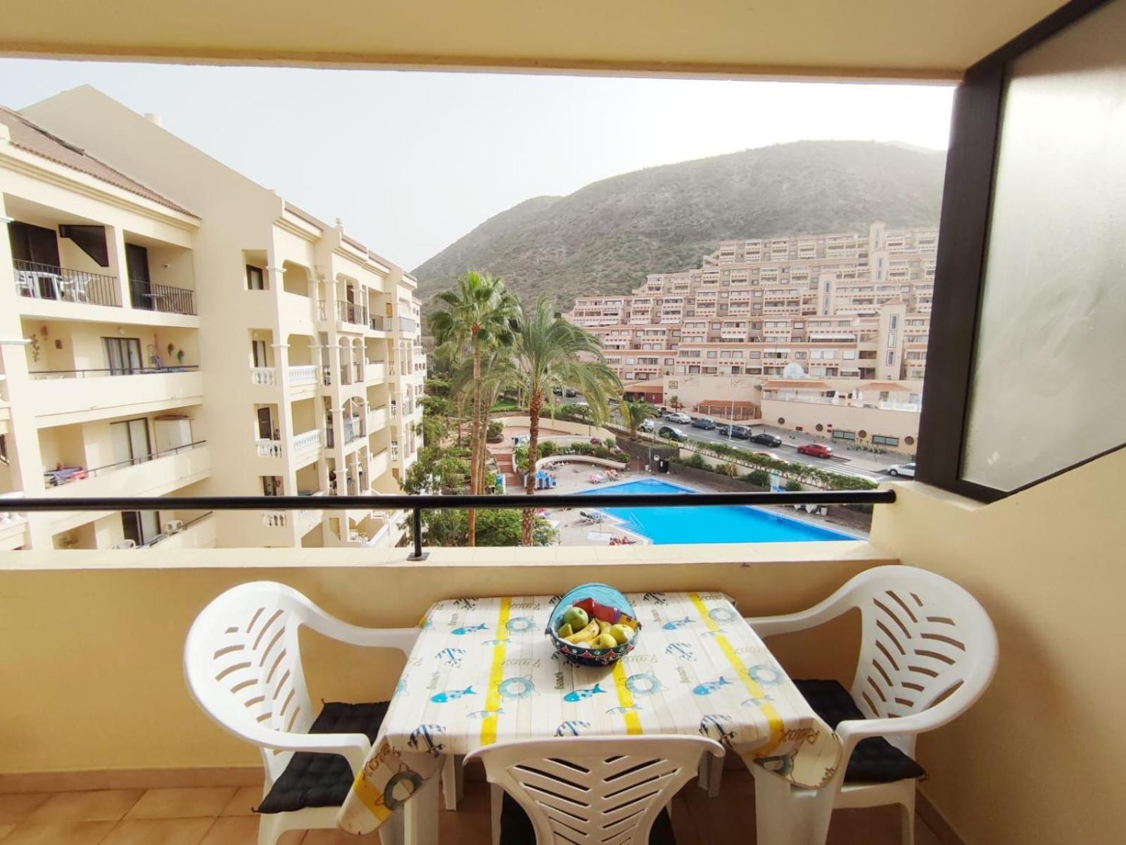 Castel Harbour Tenerife 洛斯克里斯蒂亚诺斯 外观 照片